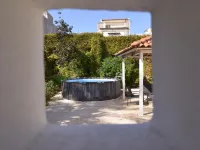 Vacation home with private pool, Floridia
