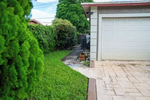 Private Studio Near Hard Rock Stadium