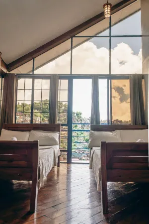 The Half House by Elmar Cabin