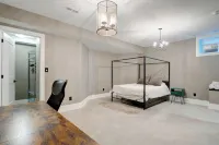 Unique Industrial designer studio Hotels in Aurora