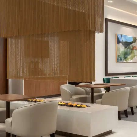 Staybridge Suites Montreal Airport - ST-Laurent by IHG Отели рядом с достопримечательностью «Главный офис компании Air Canada»