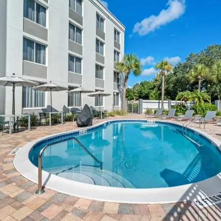 Spark by Hilton Orlando Near Universal Отели рядом с достопримечательностью «Парк Терки Лейк»