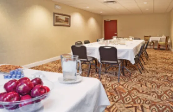 Holiday Inn Express & Suites SOUTHERN PINES-PINEHURST AREA by IHG