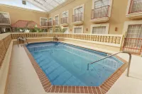 Best Western Plus Atrium Inn - Pools