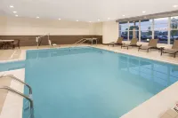 Holiday Inn Express & Suites SANDUSKY by IHG - Pools