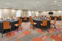 Home2 Suites by Hilton Woodbridge Potomac Mills - breakfast