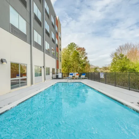 Holiday Inn Express & Suites GREENVILLE SE - SIMPSONVILLE by IHG