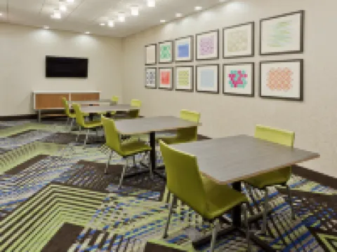 Holiday Inn Express & Suites FAYETTEVILLE by IHG Hotels in Fayette County