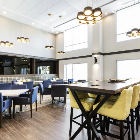 Hampton Inn & Suites by Hilton Quebec City Beauport