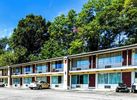 Edyn Hotel by Townhouse Wytheville US 52 Отели в г. Восток Уайтевилл