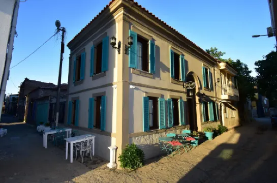 Hotel Gulayvalik Hotels in Sefa Camlik Mahallesi