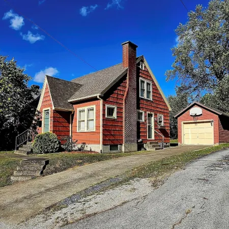 Storybook Cottage House Morehead KY 3 BR1.5 bath Downtown Hospital MSU