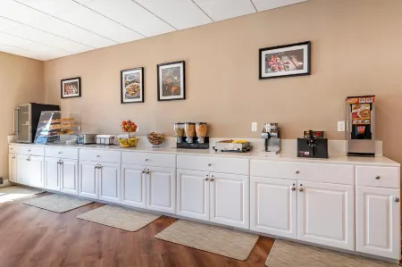 Casco Bay Hotel Portland Airport - Maine Mall, Ascend Hotel Collection Отели рядом с достопримечательностью «Мэн Молл»