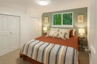 Blueberry Cabin 3bdrm near Alderbrook w/ Hot Tub Hotels in Mason County