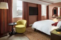 Riggs Washington DC Hotels near 901 Restaurant & Bar