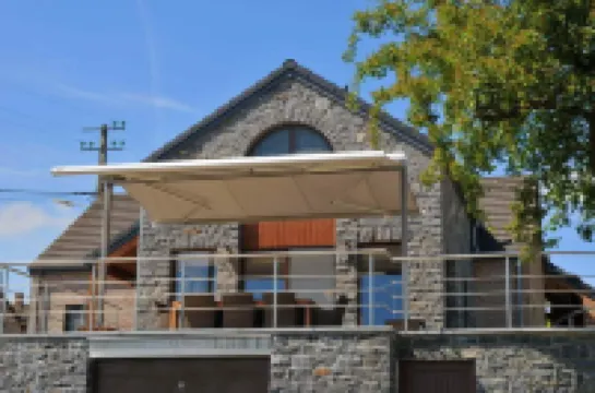 บ้านพักตากอากาศในซอม-เลอซ พร้อมวิวหุบเขา โรงแรมใน