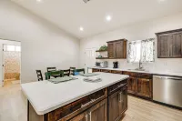 Hike & Ski! Home w/ Dog-friendly Yard in Eagar - Landsted