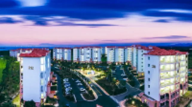 Raon Hotel & Resort Hotels near Hyeopjae Beach