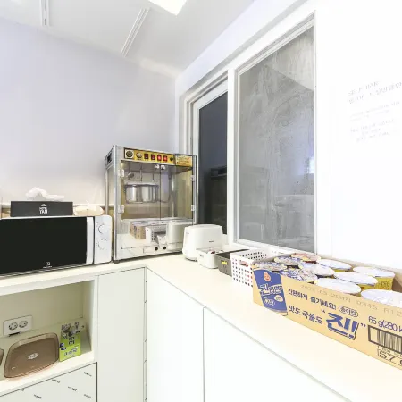 Yeongcheon Hotel Shop