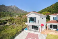 Namhae Spanish House Pension - บูติค
