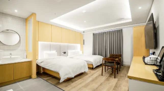 獵犬日光飯店 Ilgwangsa附近的飯店