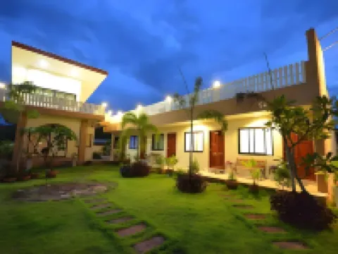 Charming Home Resort