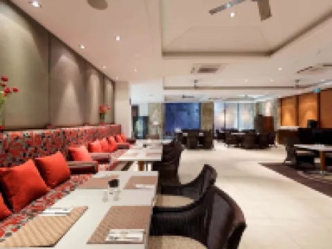 Pullman Palm Cove Sea Temple Resort and Spa