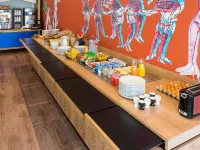 卡爾卡松尼市宜必思尚品酒店 - 早餐