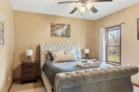 3 Bdrm Spacious Home w Game Room.  Just Minutes from Wgi & Wine Trail.