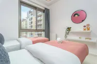 Viva 3-BR Apt in Waterfront Dbayeh Hotels in Dbayeh