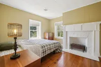 平靜的四卧室度假屋，周圍風景優美