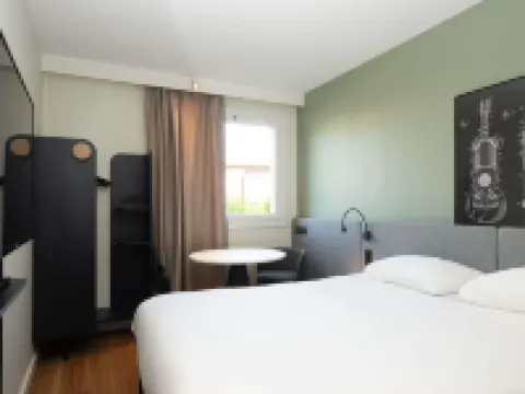 Ibis Reims Tinqueux Hotels in Tinqueux
