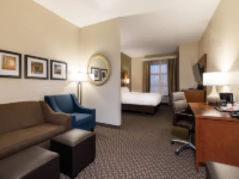 Comfort Suites Troy-I75 Hotels in Troy