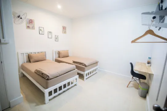 ห้องเบสิค เตียงแฝด