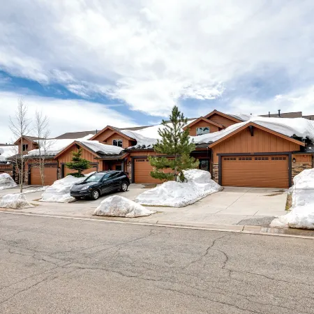 6 Mi to Ski Slopes: Heber City Home w/ Hot Tub!