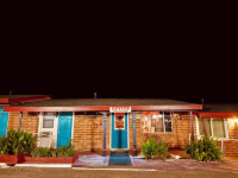 尋蹤者旅館 圖姆斯頓酒店