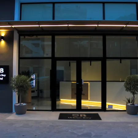 UrbanBay Hotel & Spa