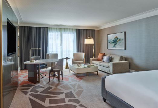 호텔 크레센트 코트