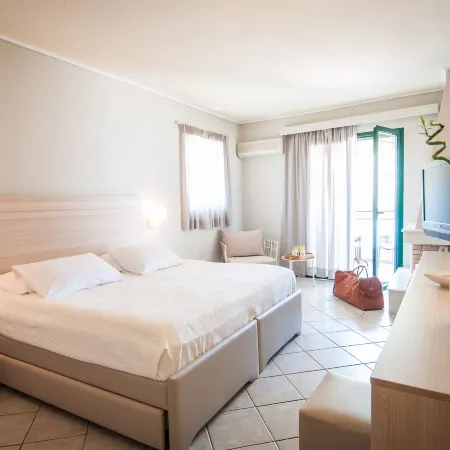 Phoenix Beach Hotel
