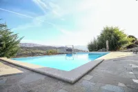 Bosque da Fantasia - Swimmingpools