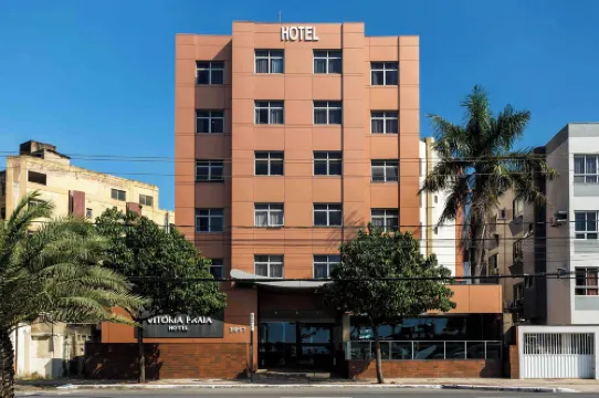 Vitória Praia Hotel