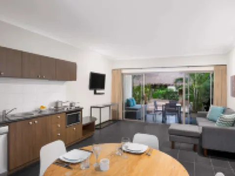 Mantra Frangipani Broome Hotels in Broome