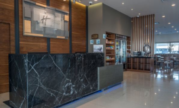 Holiday Inn Express & Suites SILAO AEROPUERTO - TERMINAL by IHG