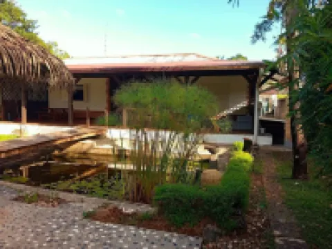 La Villa des Palmiers Bleus - Piscine Jardin Hotel a 