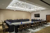 DoubleTree by Hilton Laredo - parking