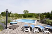 Villa with private pool and garden retreat -  Ferienhäuser
