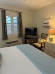 EMERALD SKYE - BEAUTIFUL GULF FRONT CONDO & CLOSE TO EVERYTHING IN ORANGE BEACH! - Private Pools