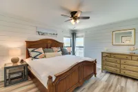 Orange Beach Condo w/ Dock: Boater's Paradise! - Condos
