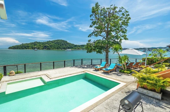 รูปภาพของพูลวิลล่า 4 ห้องนอนวิวทะเลน้ำบ่อ