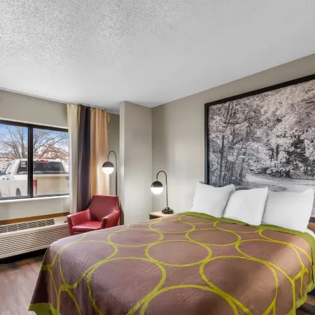 Super 8 by Wyndham Evansville East